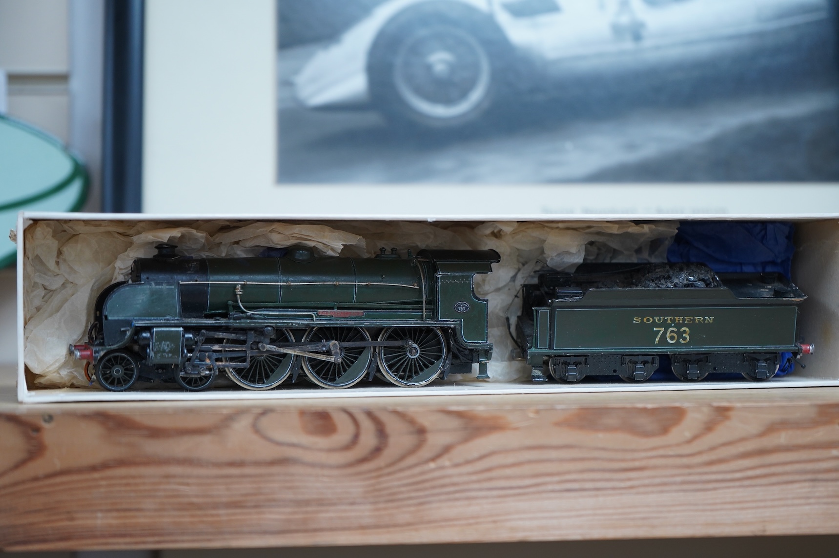Four scratch/kit built EM gauge brass and white metal Southern Railway Class Q1 0-6-0 locomotives, all in various states of construction